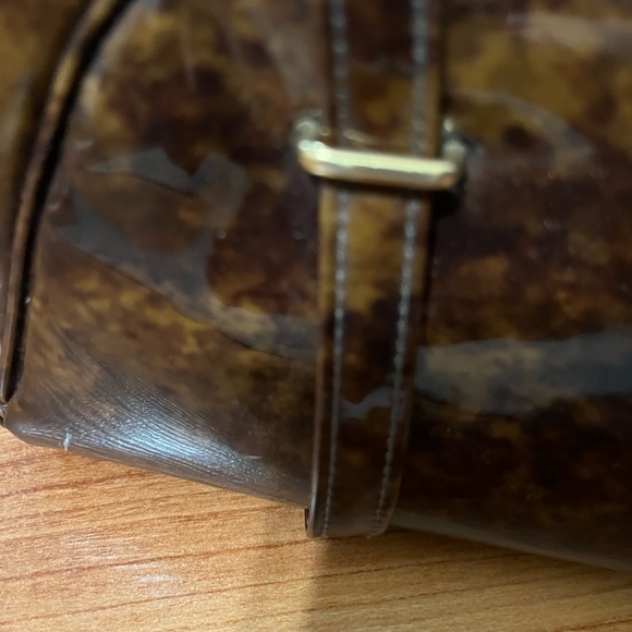 LEWIS Vintage 50’s Brown patent satchel with gold tone hardware - Picture 2 of 8